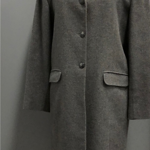 Ladies Classic Grey Wool Blend Coat, Sz 14 (sz lg) - Picture 4 of 13